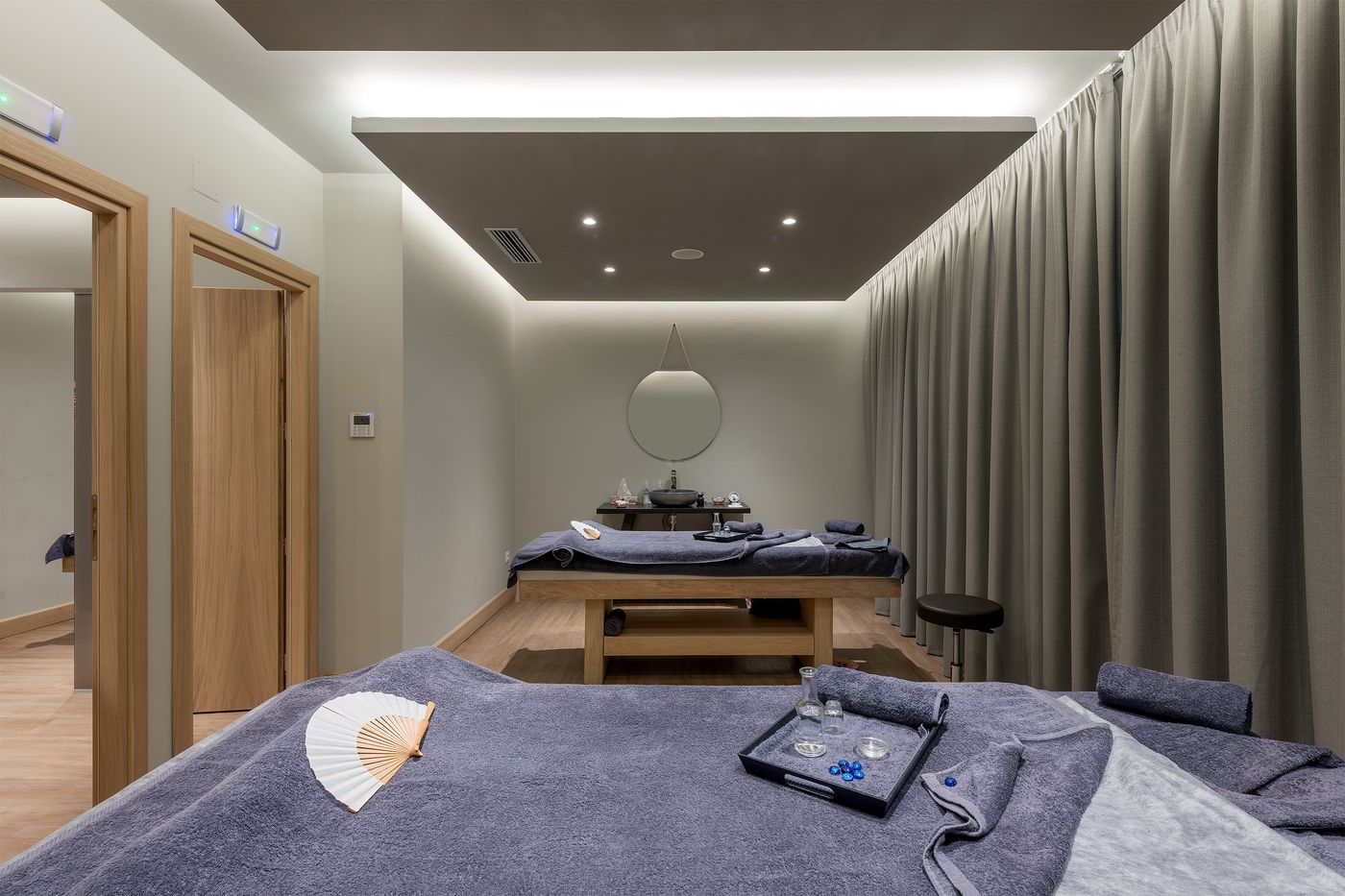 Ikones-Seafront-Luxury-Suites---Adults-Only-Sports-and-Entertainment-43