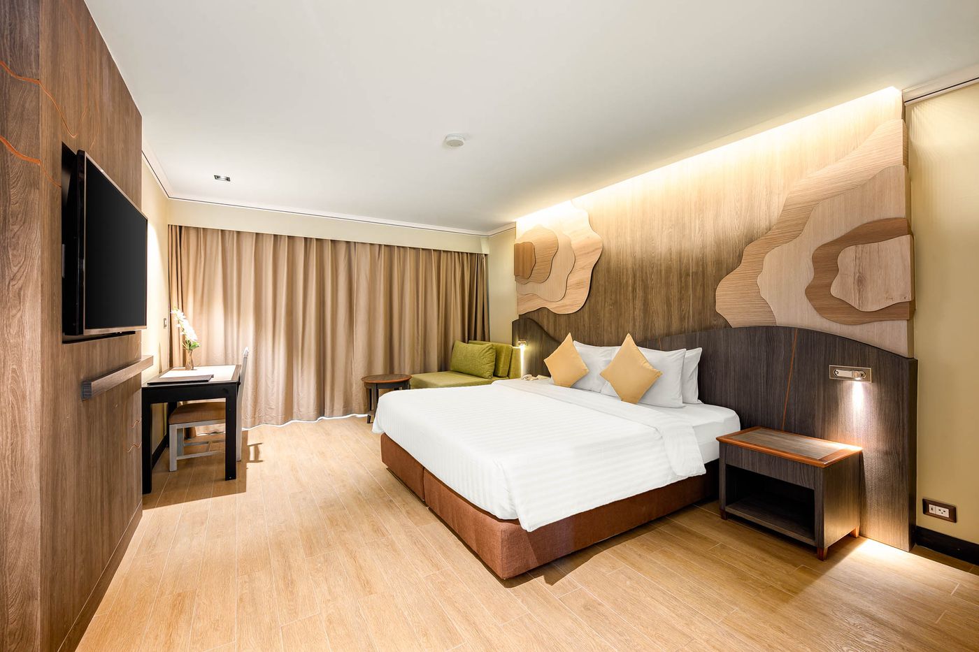 Amora-Resort-Phuket-Room-16