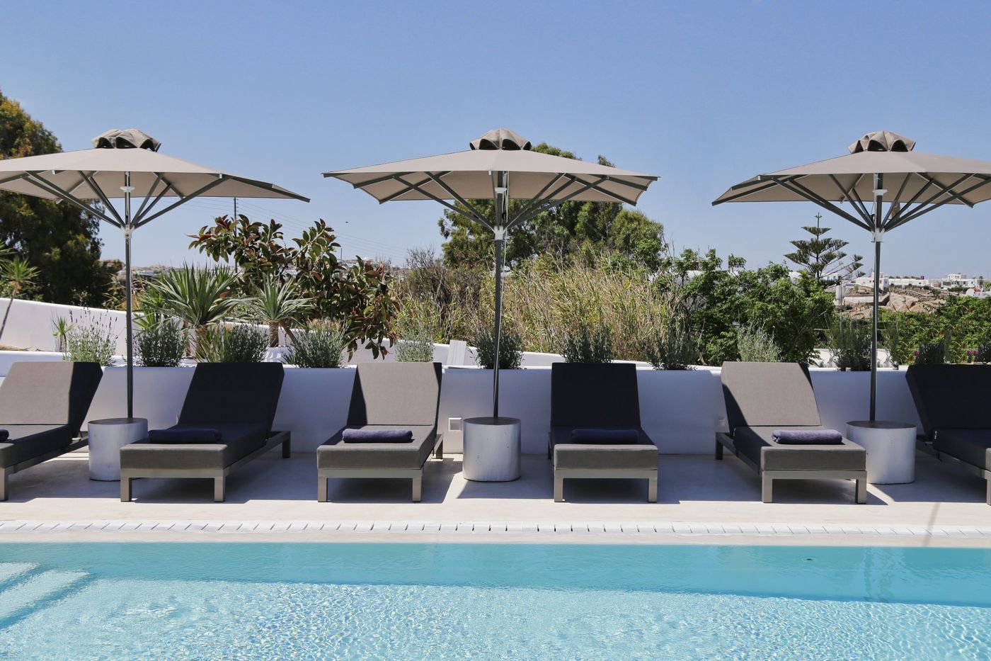 Livin-Mykonos-Hotel-Pool-6