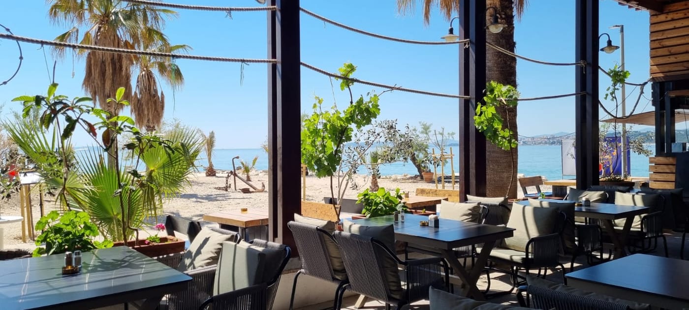 Gala-Split-Restaurant-44
