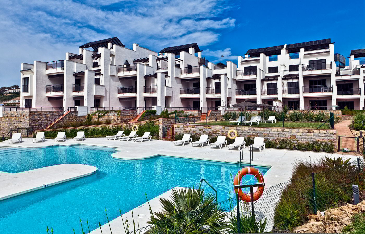 Casares-del-Mar-Luxury-Apartments-General-view-1