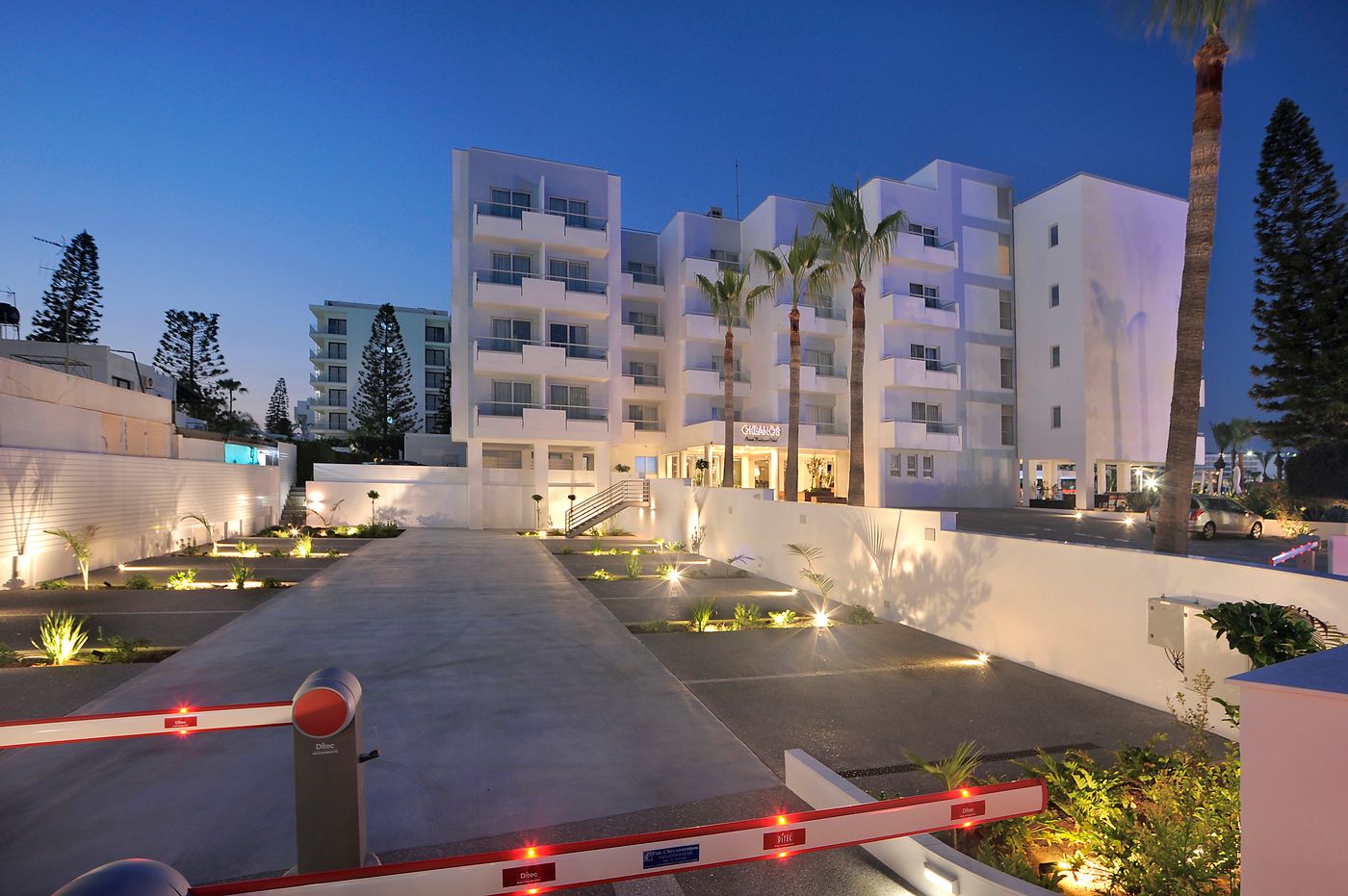 Okeanos-Beach-General-view-6