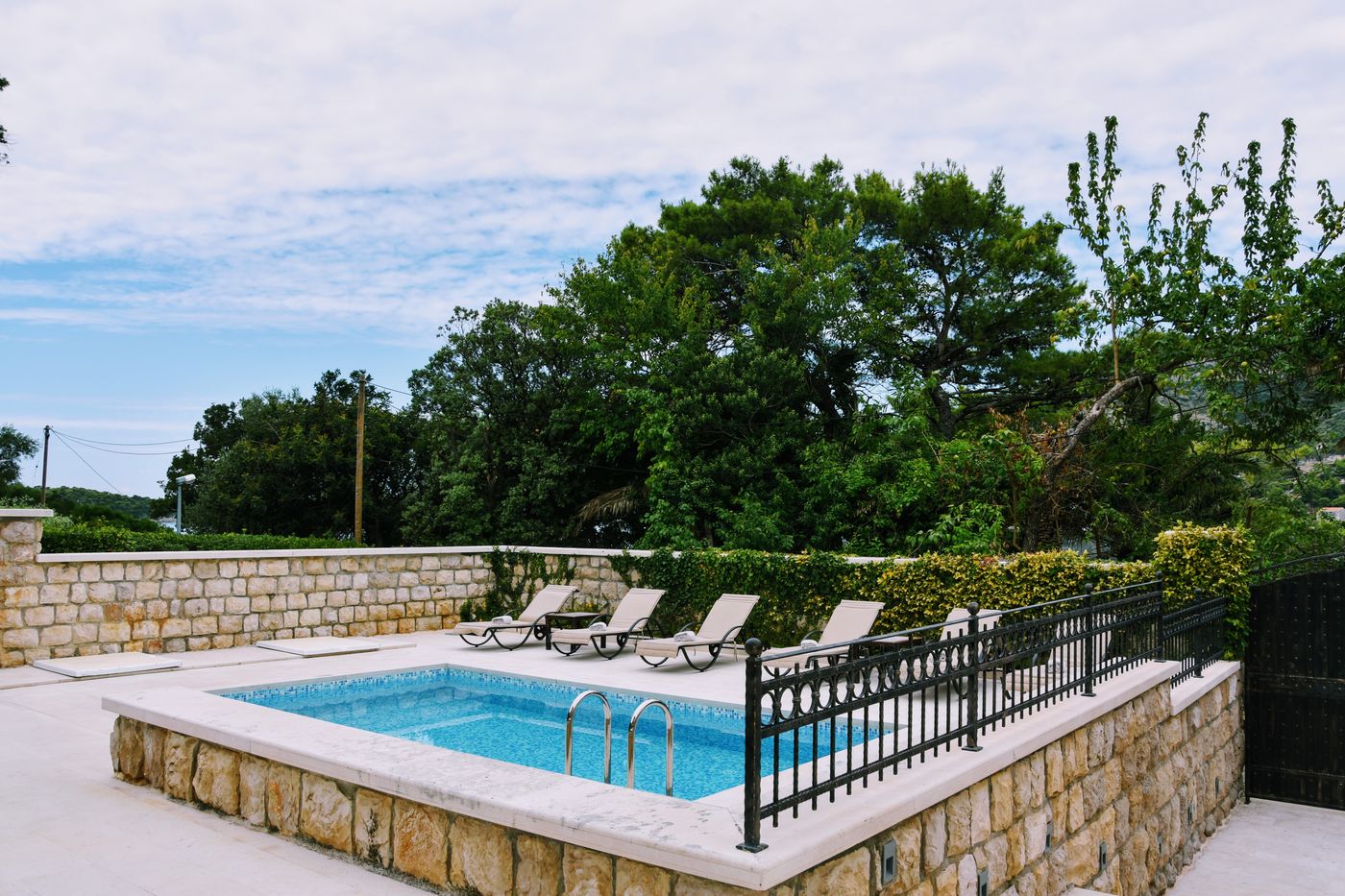 Villa-Franica-Pool-6