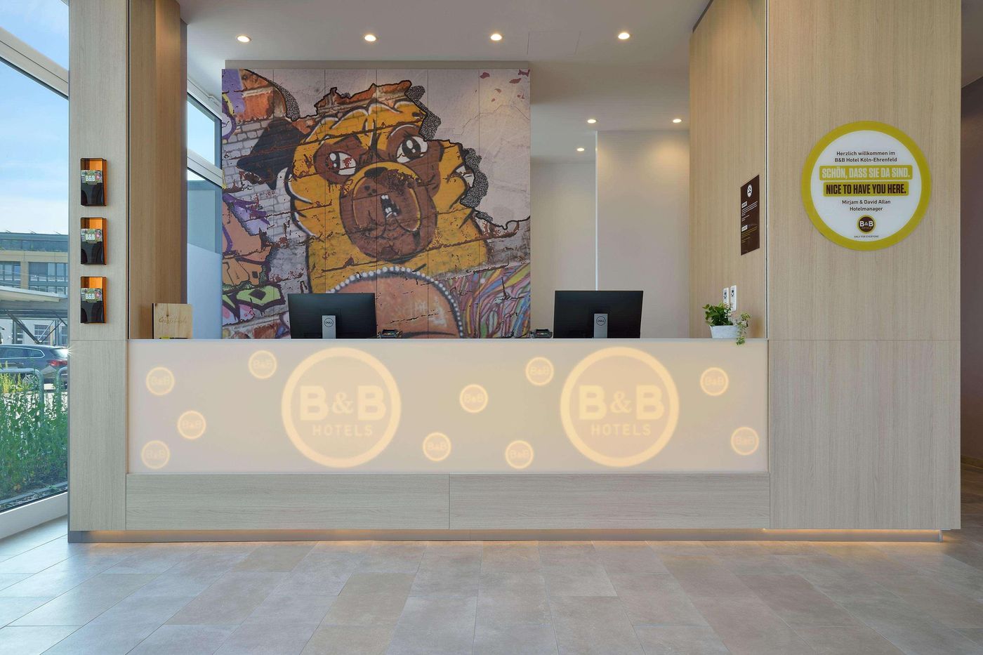 B-B-Hotel-Koln-Ehrenfeld-Lobby-14