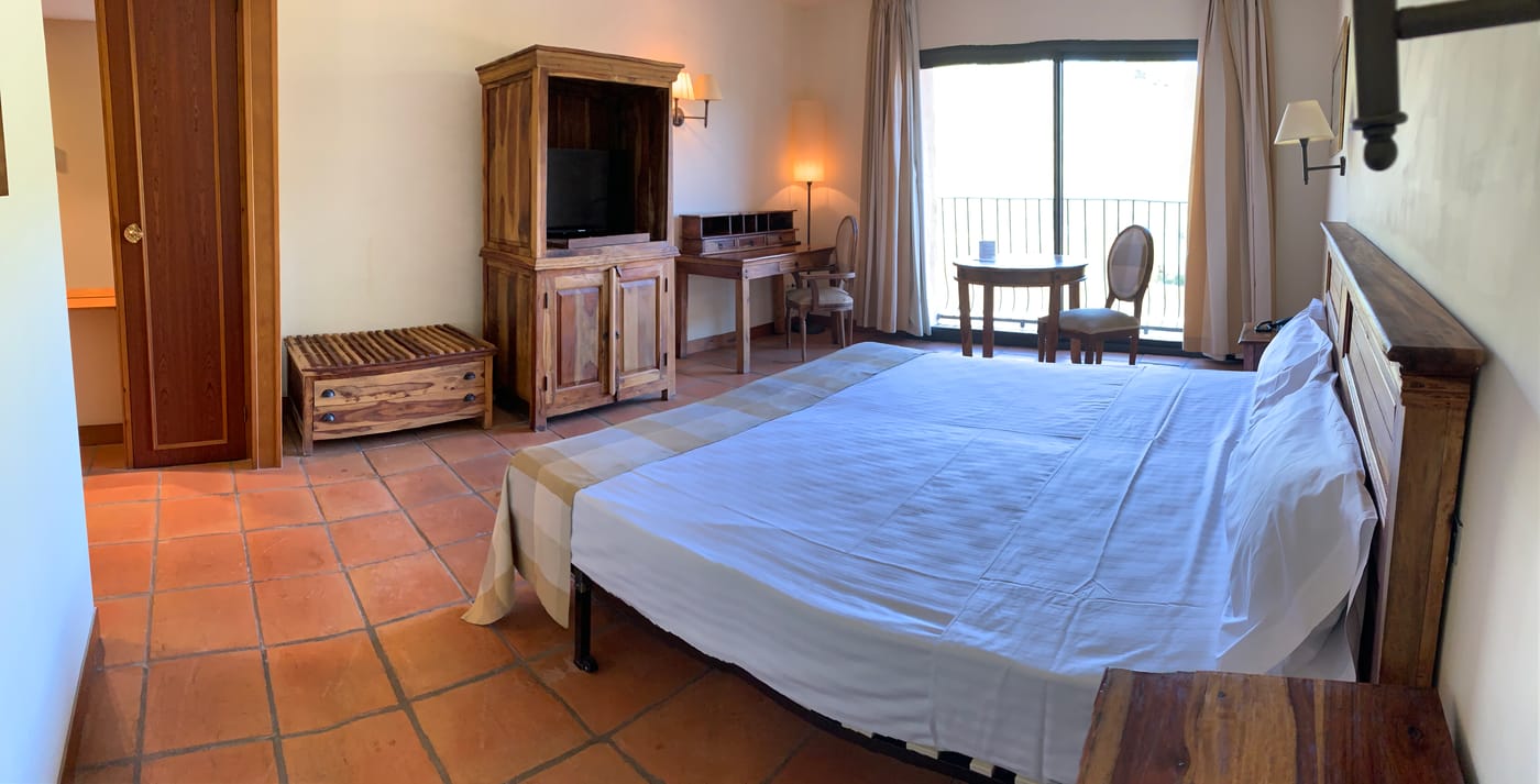 La-Figuerola--Resort---SPA-Room-17