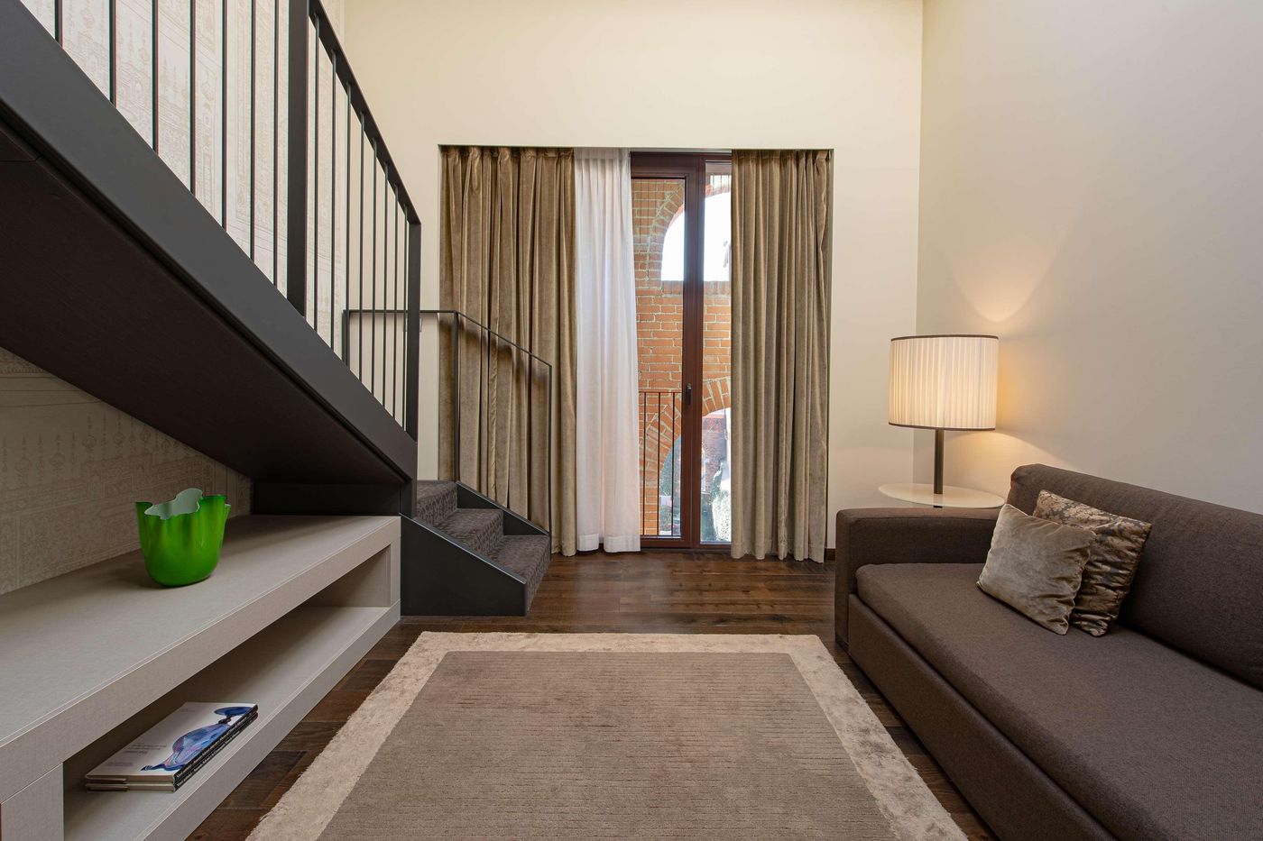 Hyatt-Centric-Murano-Venice-Room-8