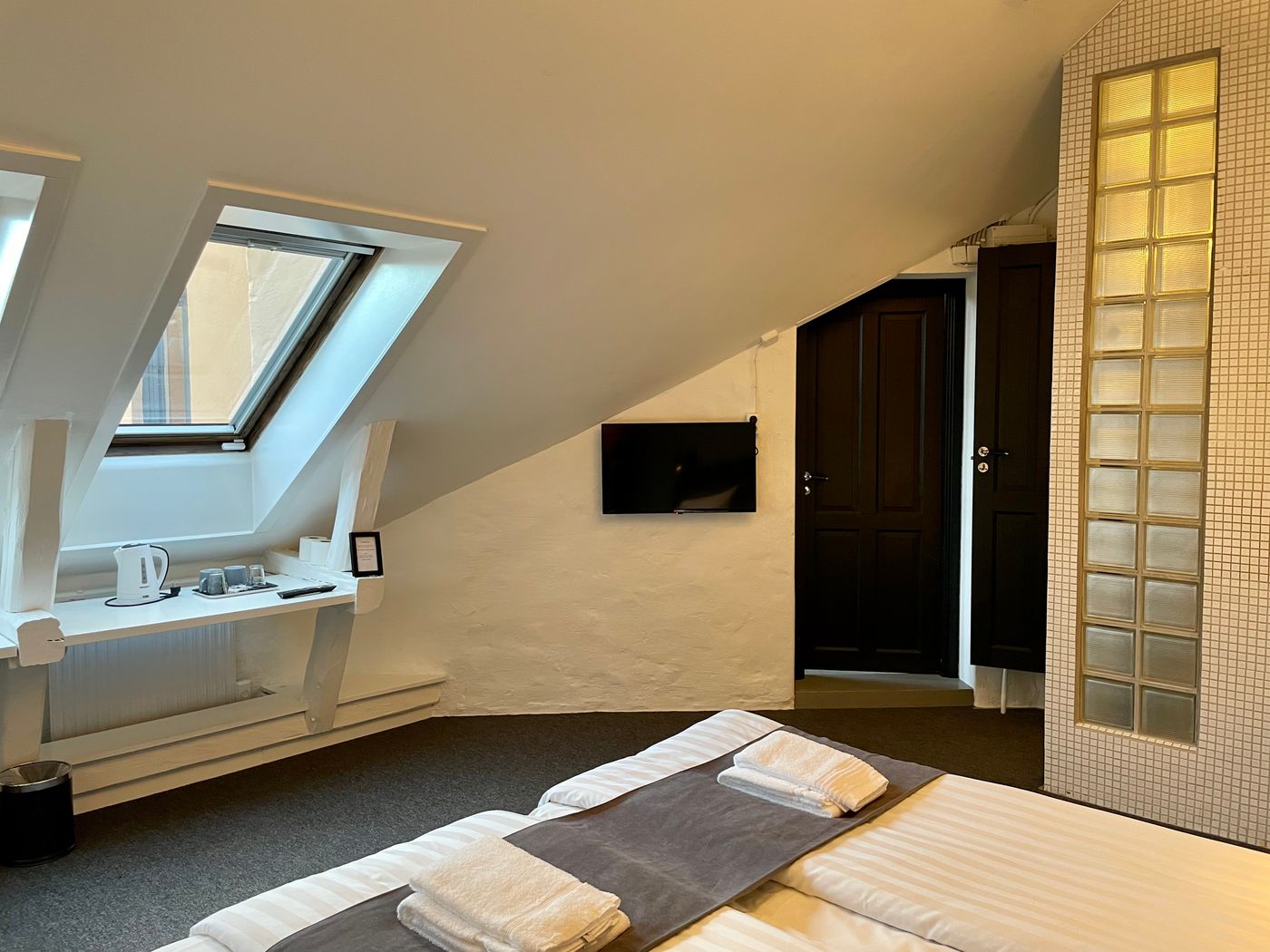 Unique Hotel - Sweden - Stockholm - Room - 6