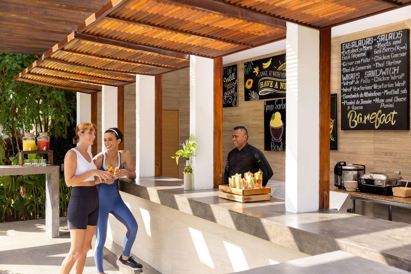 Hilton-Playa-del-Carmen-All-inclusive--The-Royal--Bar-29