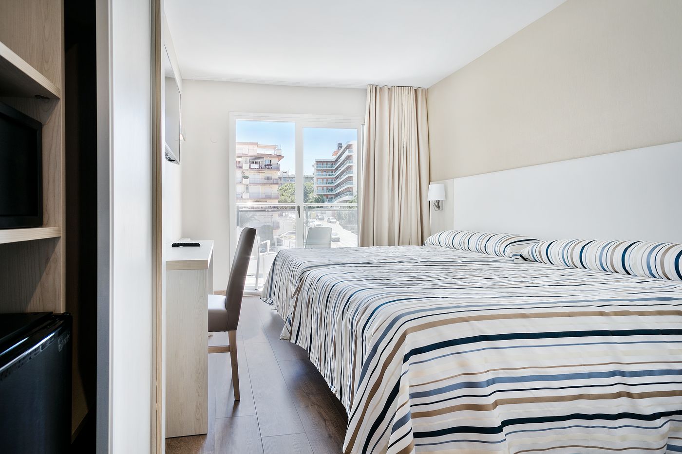 Best-San-Diego-Room-6