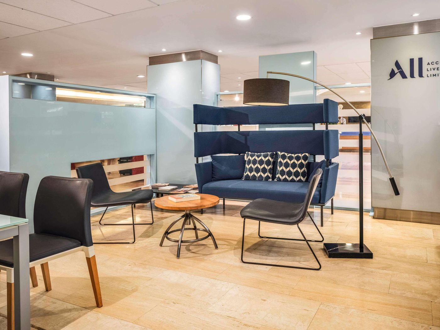 Mercure-Paris-Tour-Eiffel-Suffren-Sports-and-Entertainment-19