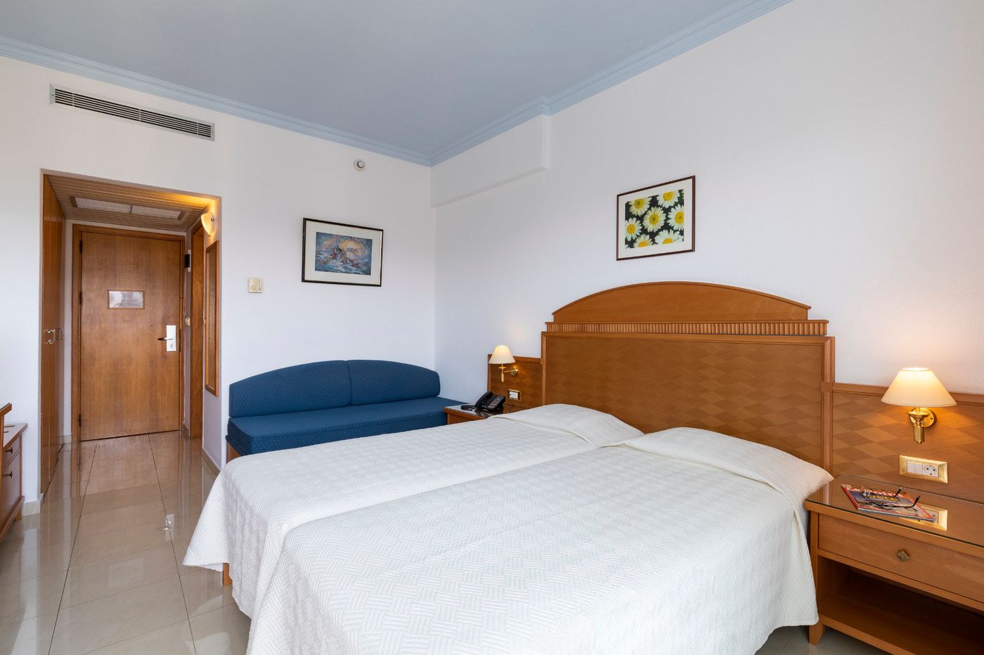 Blue-Horizon-Room-38