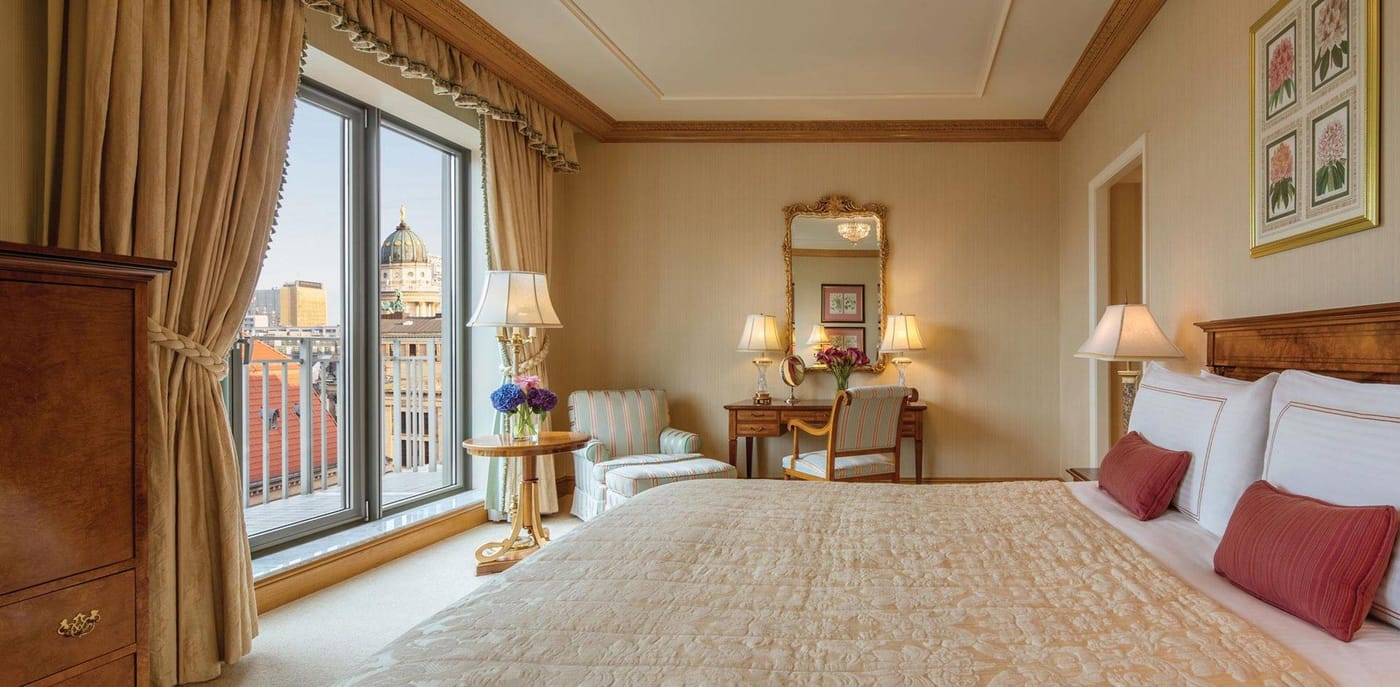 Regent-Berlin-Room-27