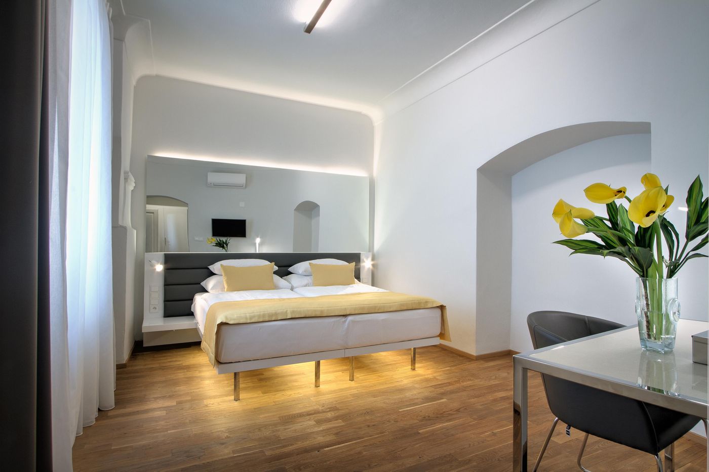 Bishops-House-Room-14