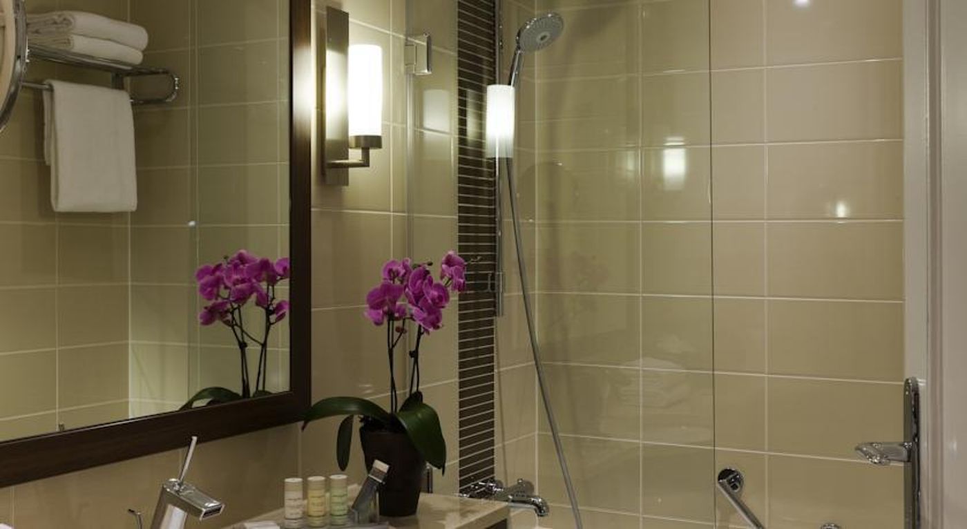 Marriott-Hotel-Paris-Opera-Ambassador-Room-50