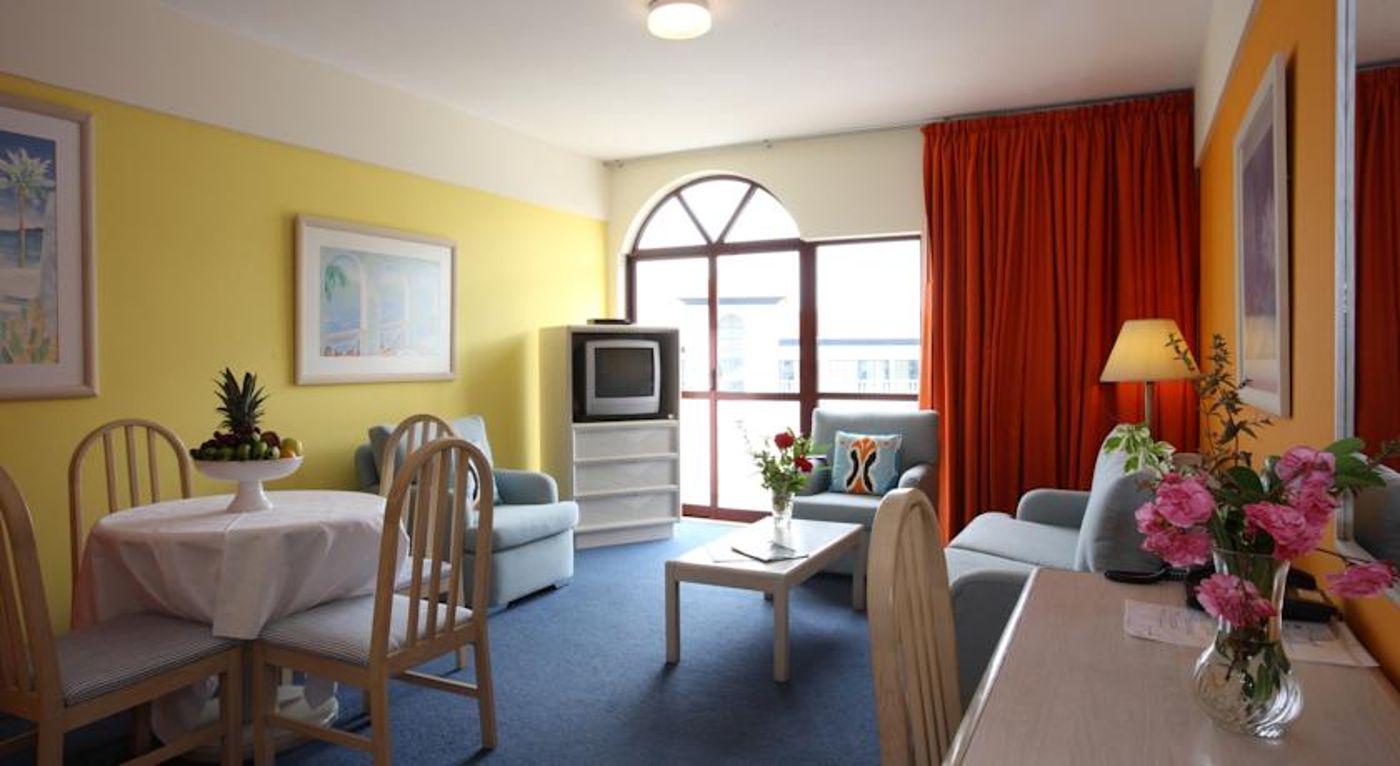 Canico-Bay-Club-Room-23