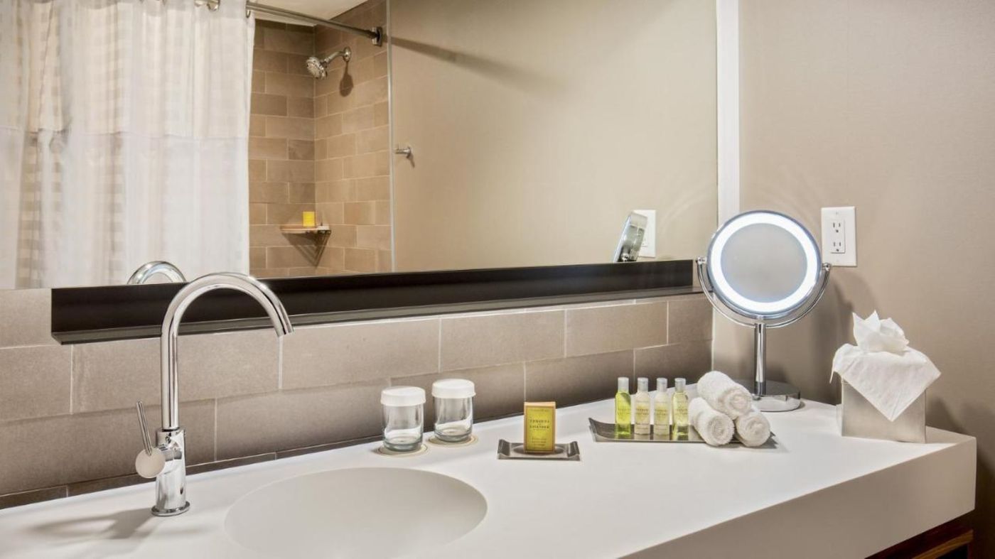 Doubletree By Hilton Atlanta Windy Hill Ballpark-United States-Atlanta-General view-9