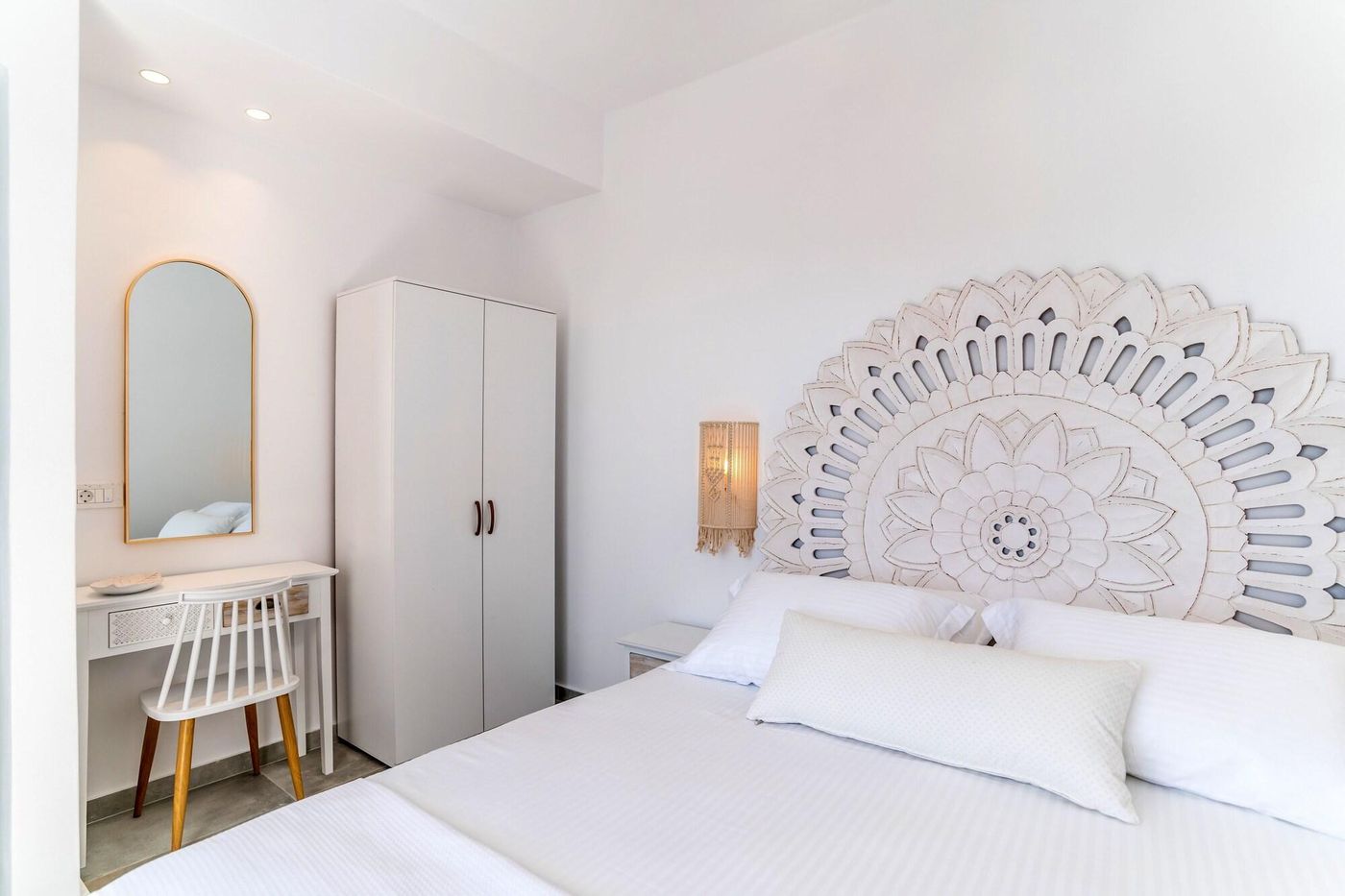 Santorossa-Luxury-Villas-Room-26