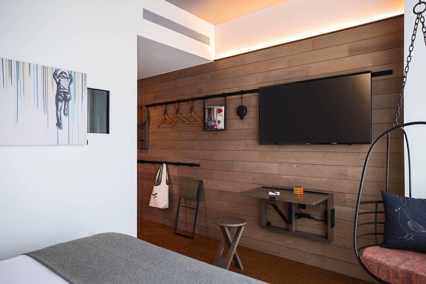 Moxy-NYC-Downtown-Room-34