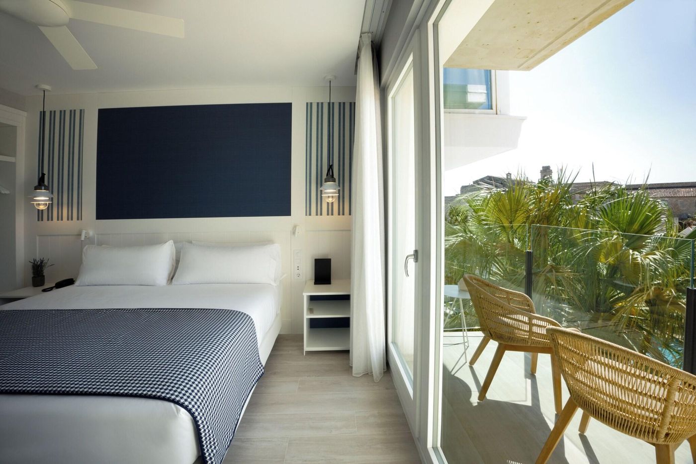 Catalonia-Mirador-des-Port-Room-30