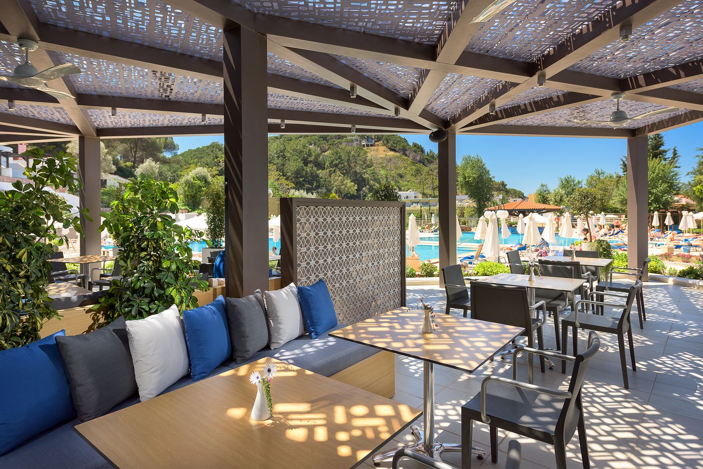 Olympic-Palace-Resort-Hotel---Convention-Center-Restaurant-17