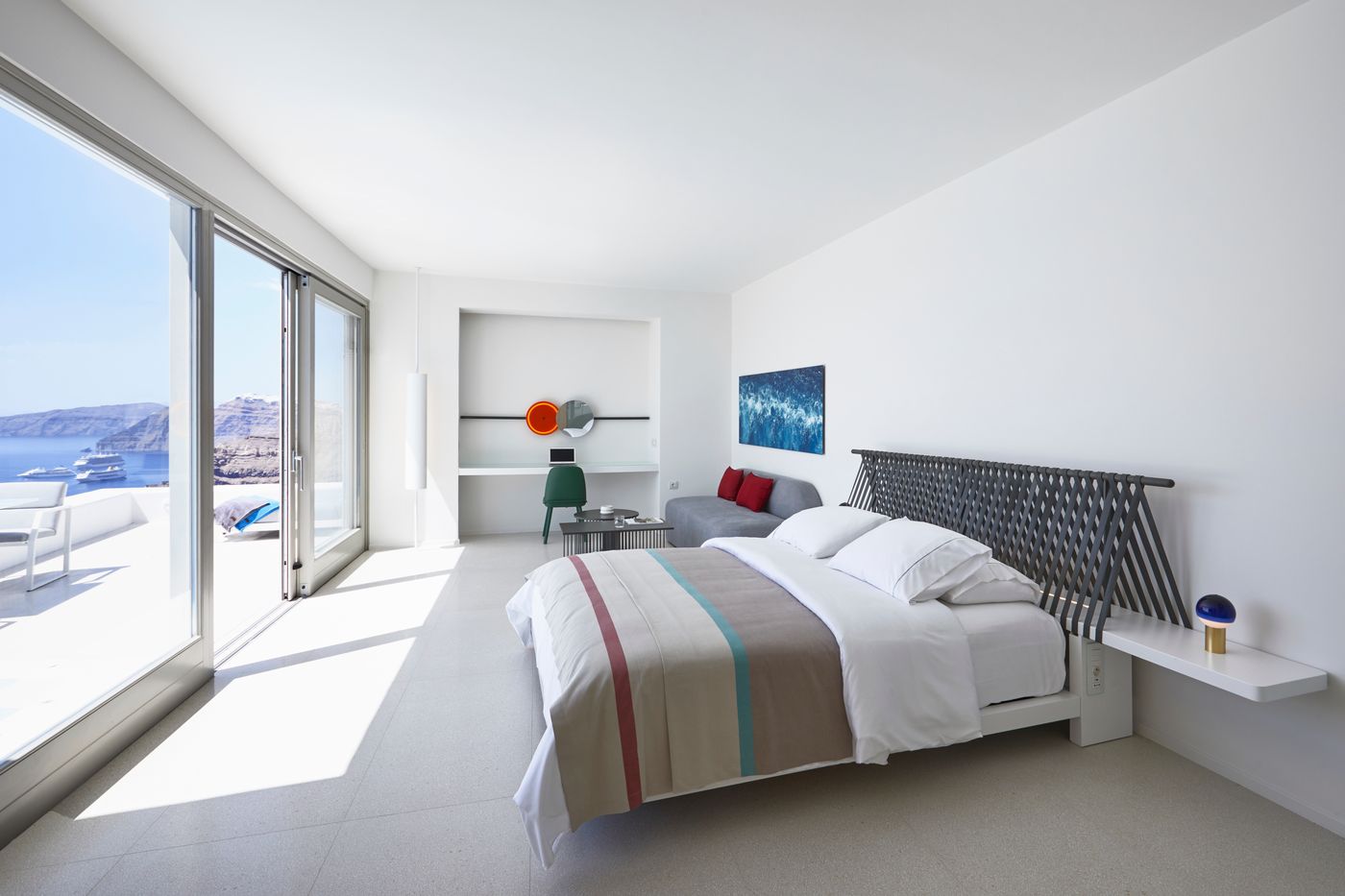Alti-Santorini-Suites-Room-10