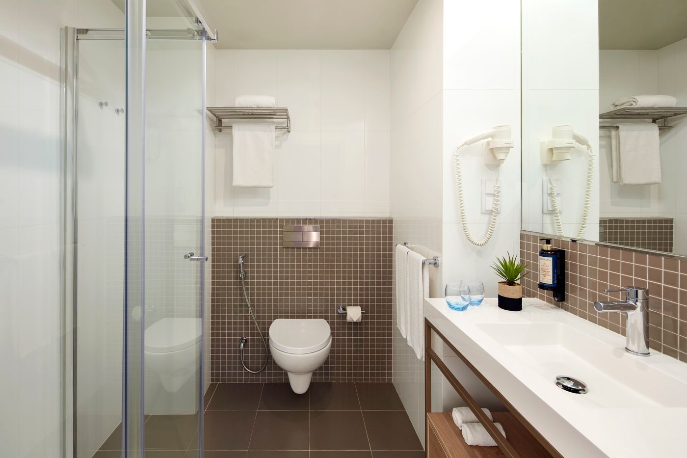 Dom-Jose-Beach-Hotel-Room-30