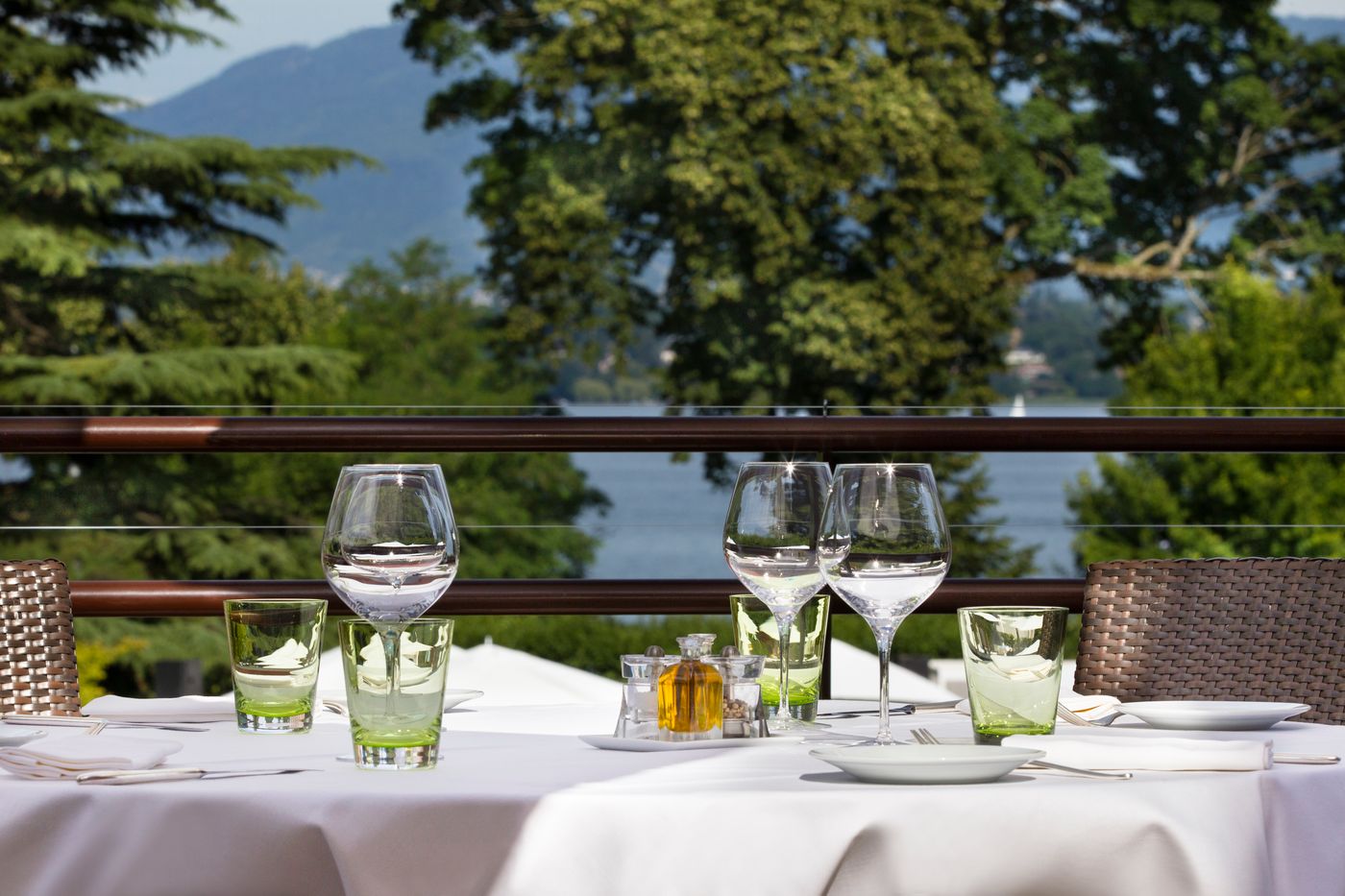 La-Reserve-Geneve---Hotel-Spa-and-Villa-Terrace-69