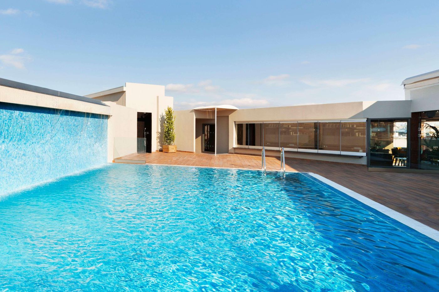 Wyndham-Grand-Athens-Pool-61