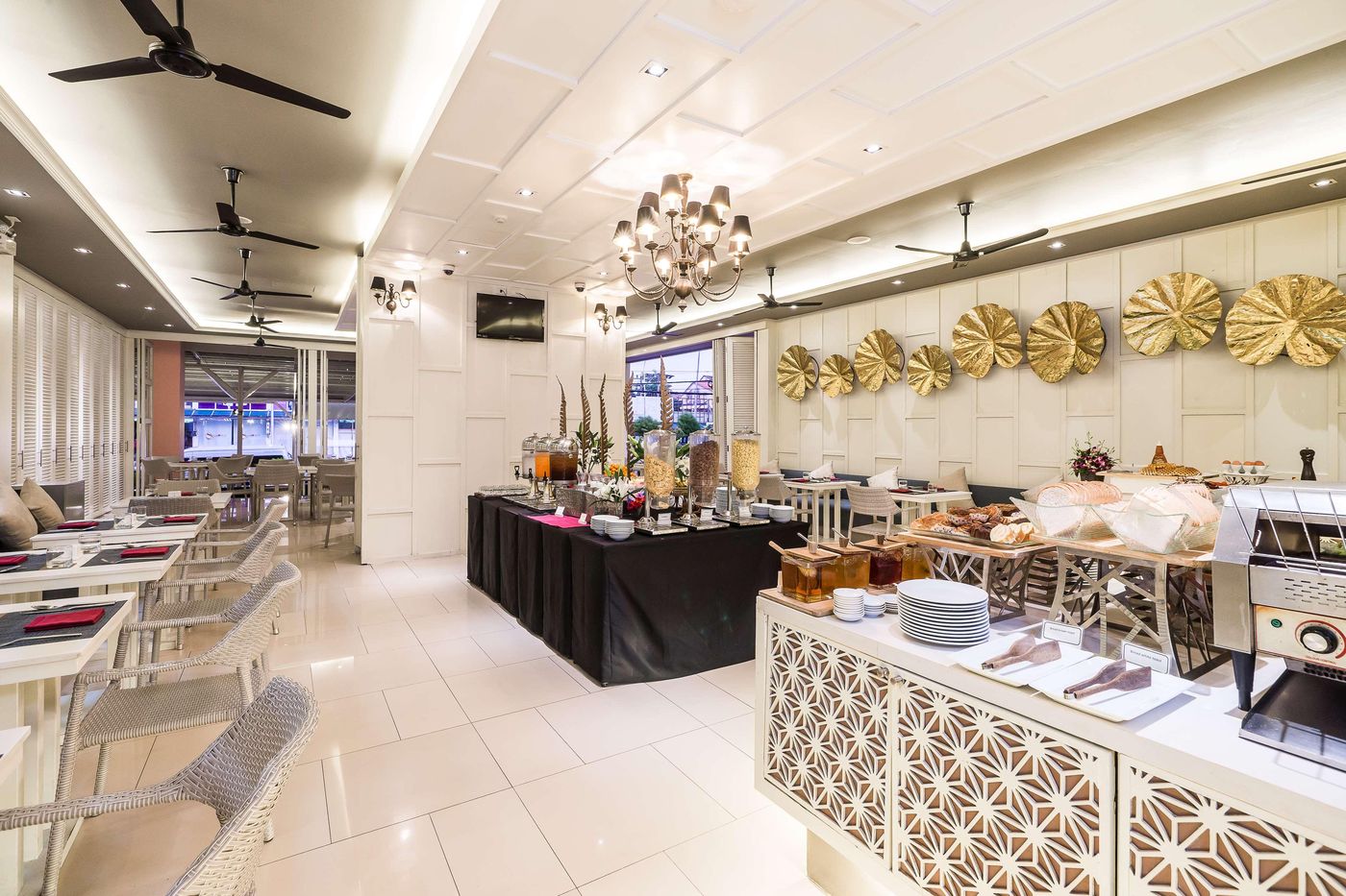 Best-Western-Patong-Beach-Restaurant-40