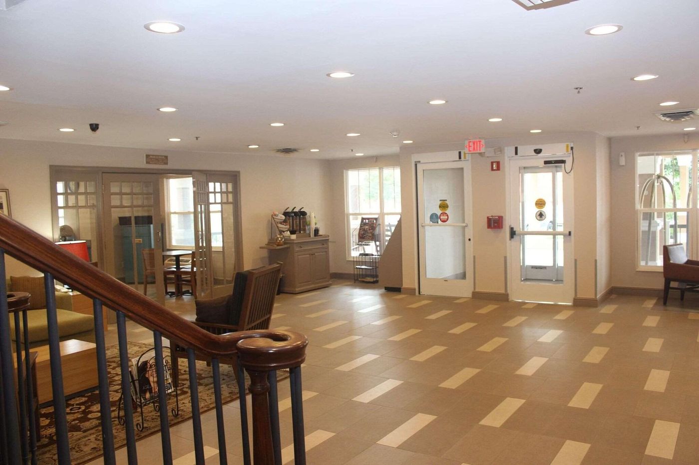 Country Inn & Suites by Radisson, Nashville, TN-United States-NASHVILLE-Lobby-3