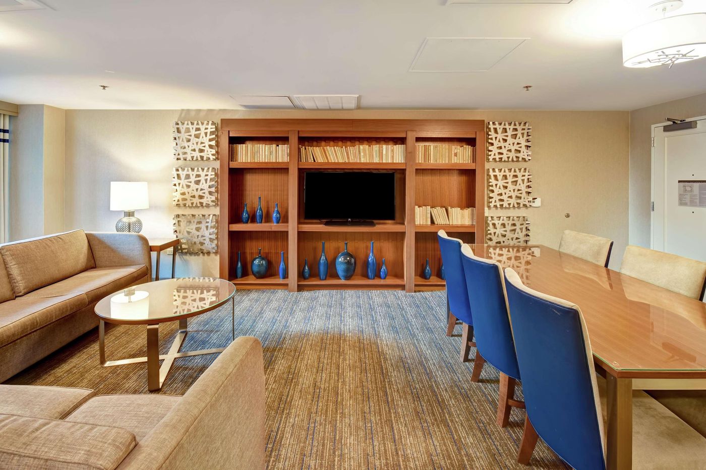 Embassy Suites by Hilton Chicago Downtown Magnific - United States - CHICAGO - Room - 8