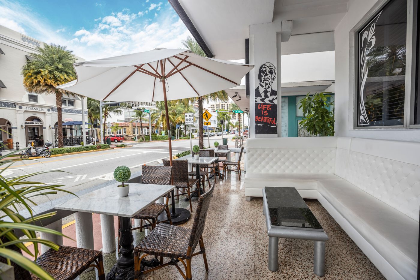 Chesterfield Hotel & Suites - United States - MIAMI BEACH - General view - 3