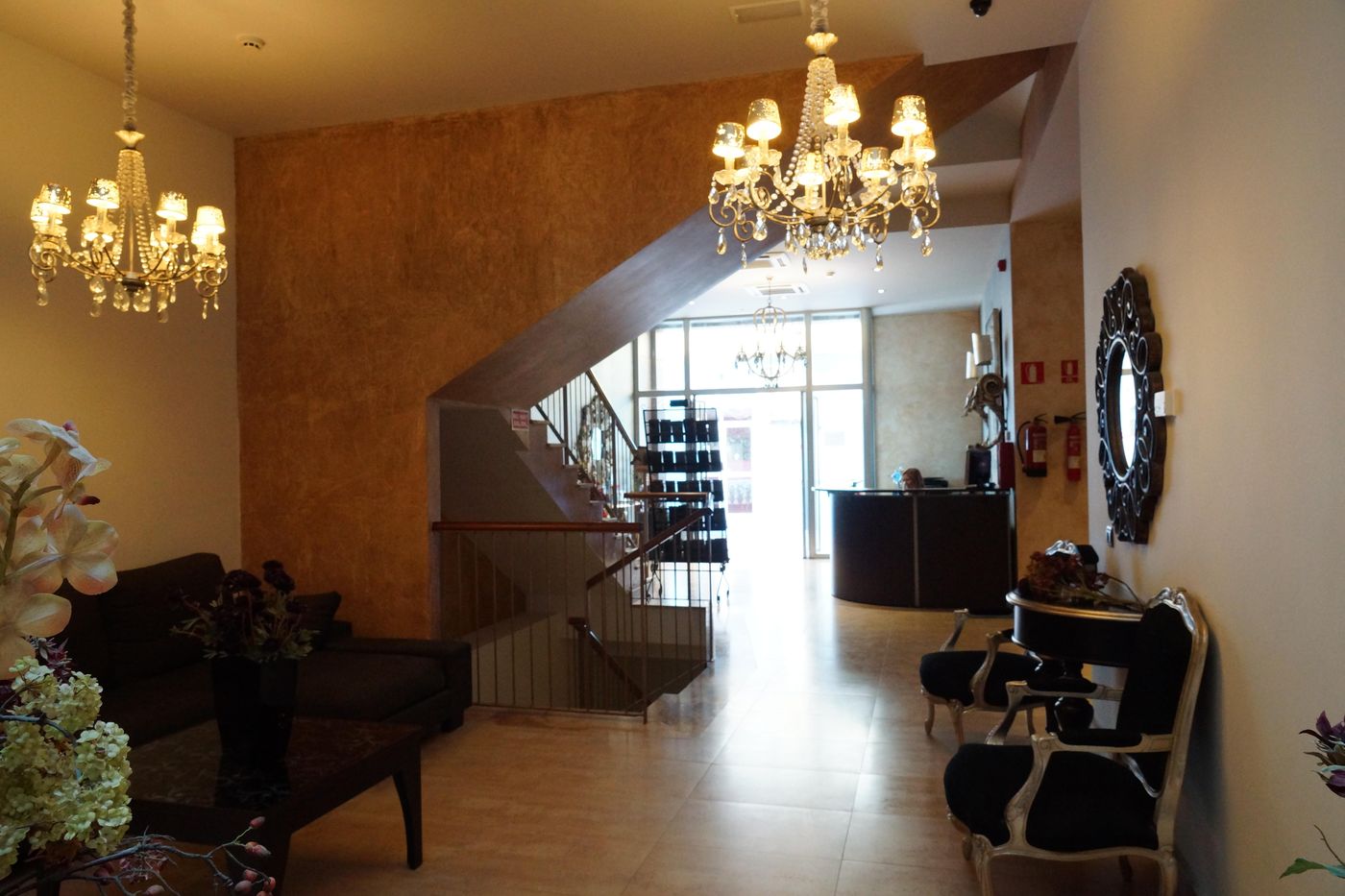 Don-Agustin-Lobby-22