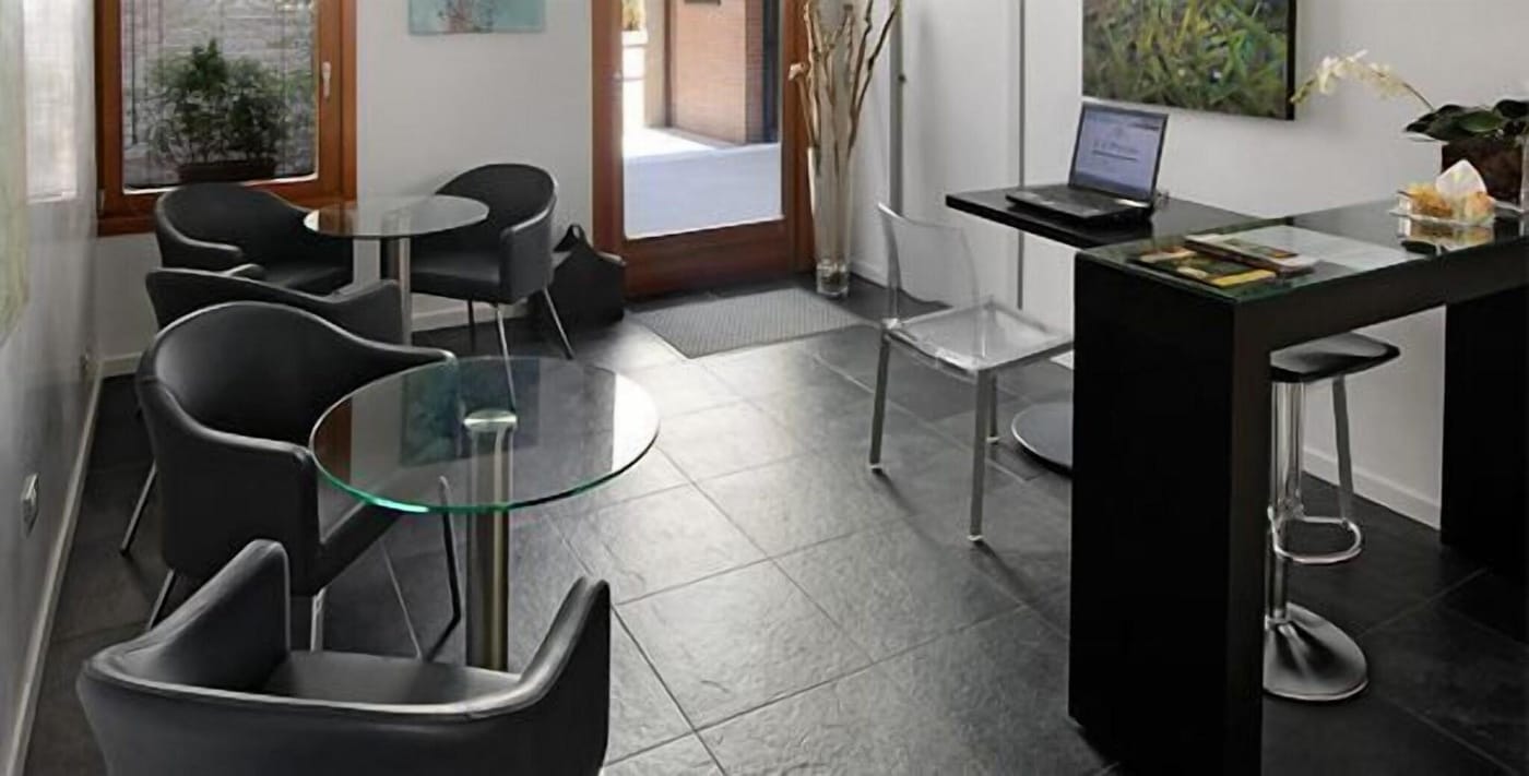 Ca-Pozzo-Inn-Lobby-7