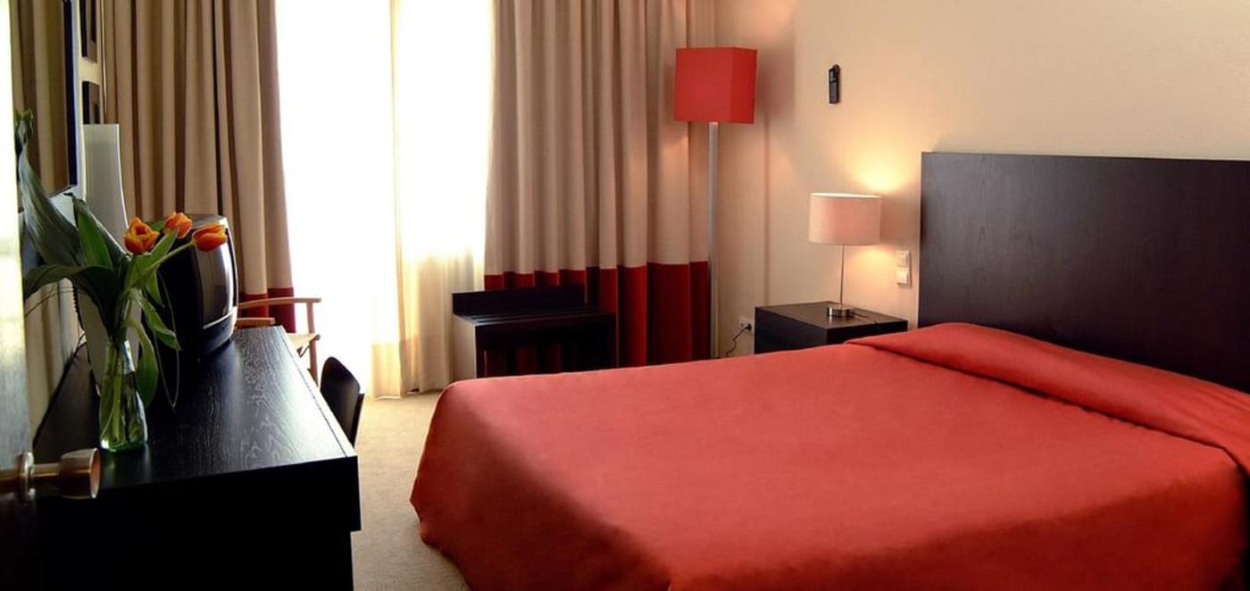 Carcavelos-Beach-Hotel-Room-20