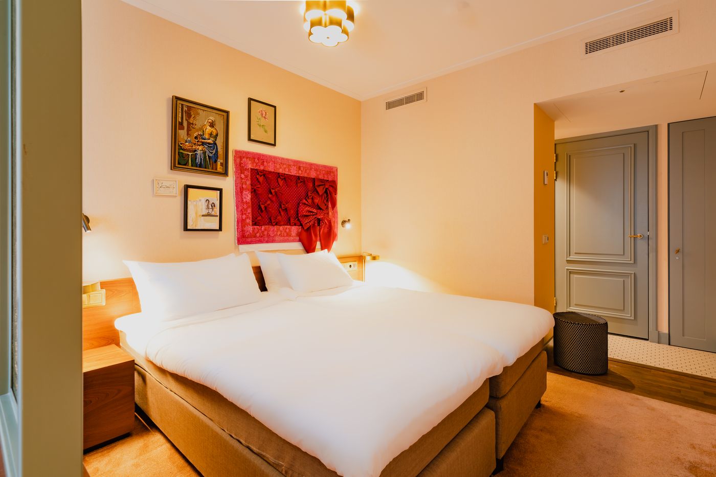 Mercier-Hotel-Room-44