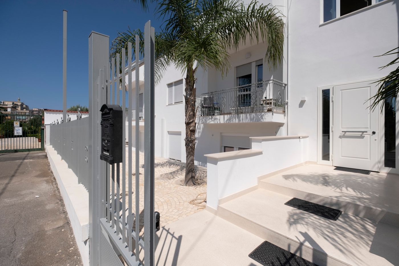 O' Sole Mio Pompei - Italy - Pompei - General view - 3