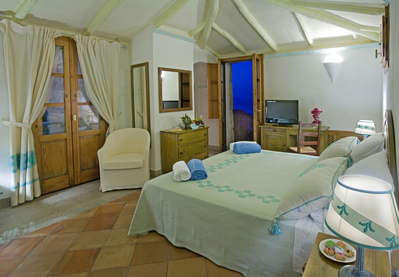 Hotel-Monte-Turri---Adults-only-Room-10