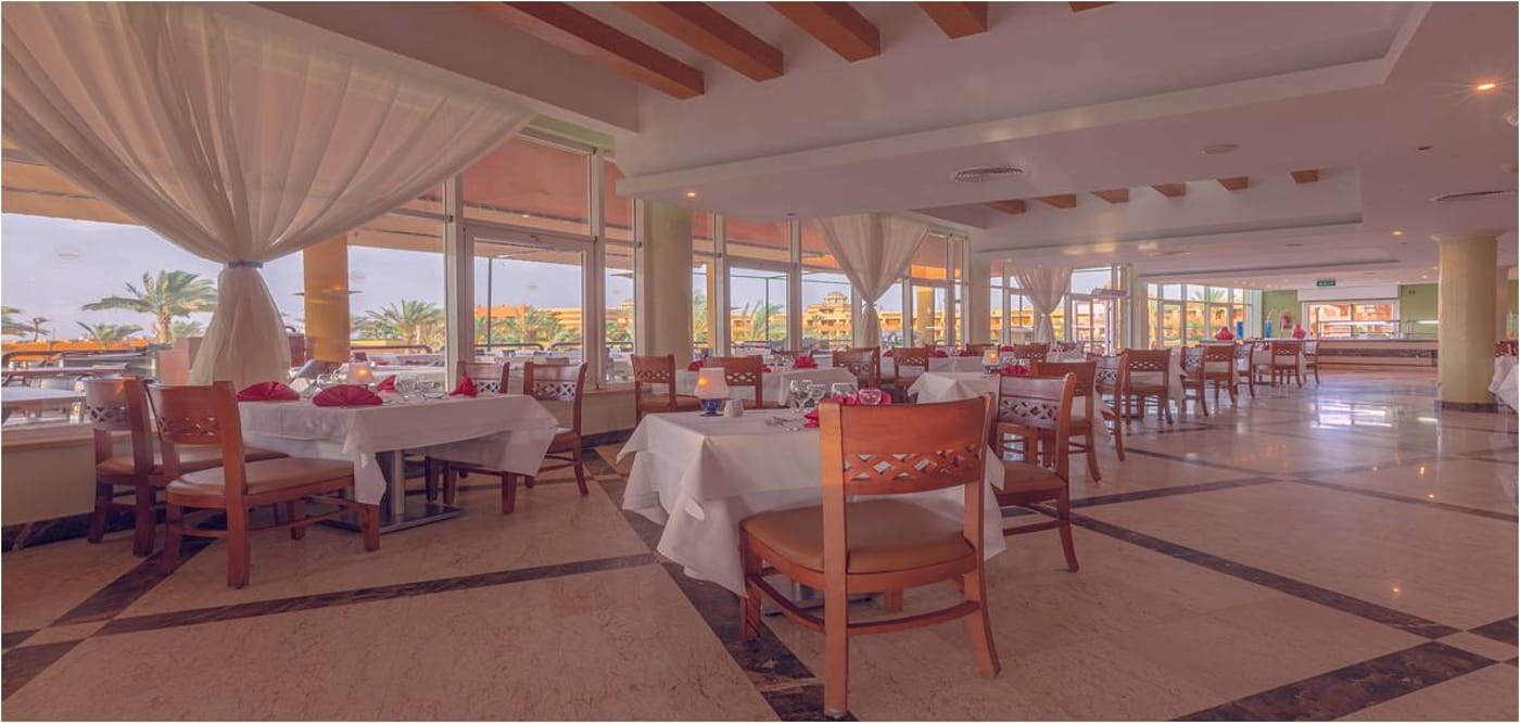 Malikia-Resort-Abu-Dabbab-Restaurant-42