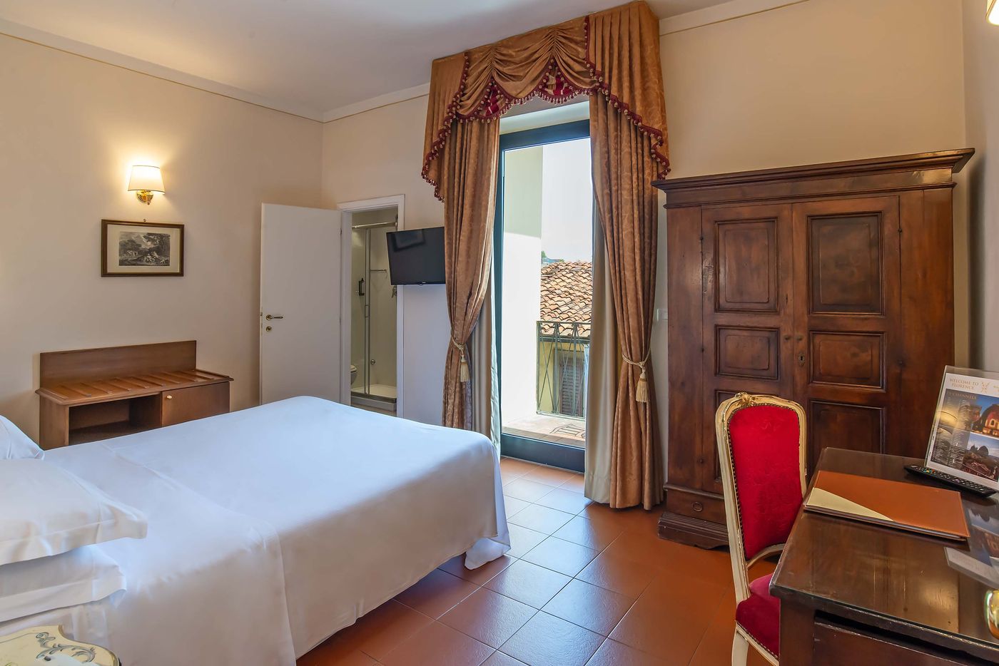 Machiavelli-Palace-Room-27