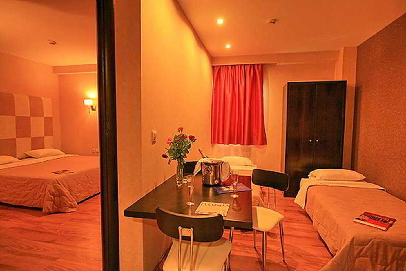 The-Residence-Room-18