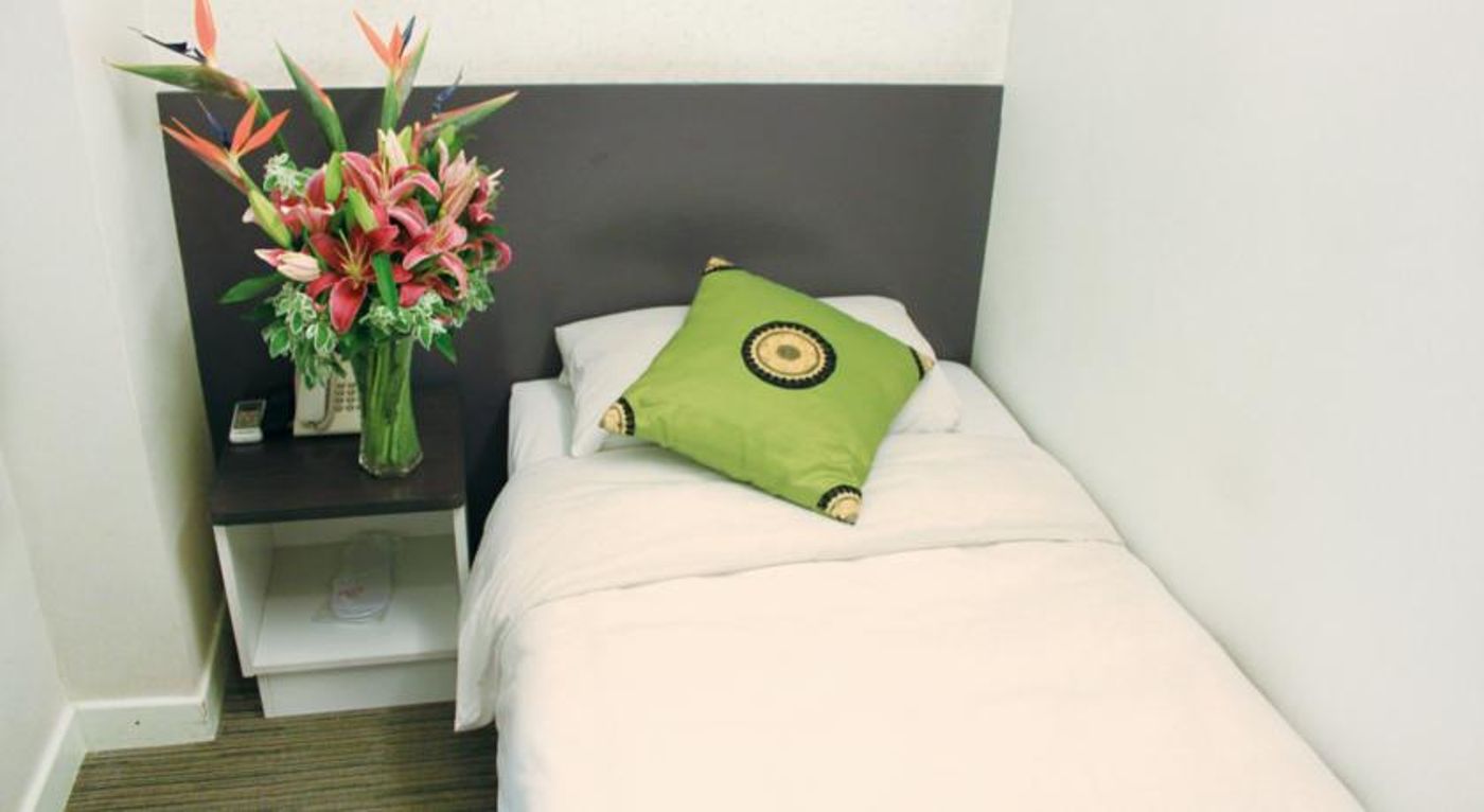 Goodrich-Hotel-Hong-Kong-Room-5