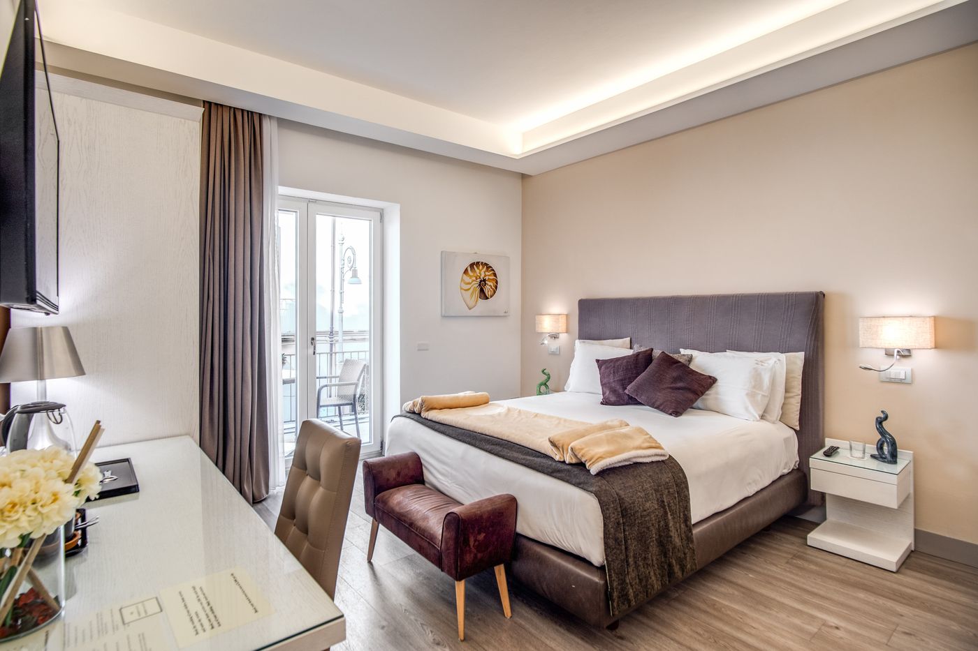 Sorrento-City-Room-25