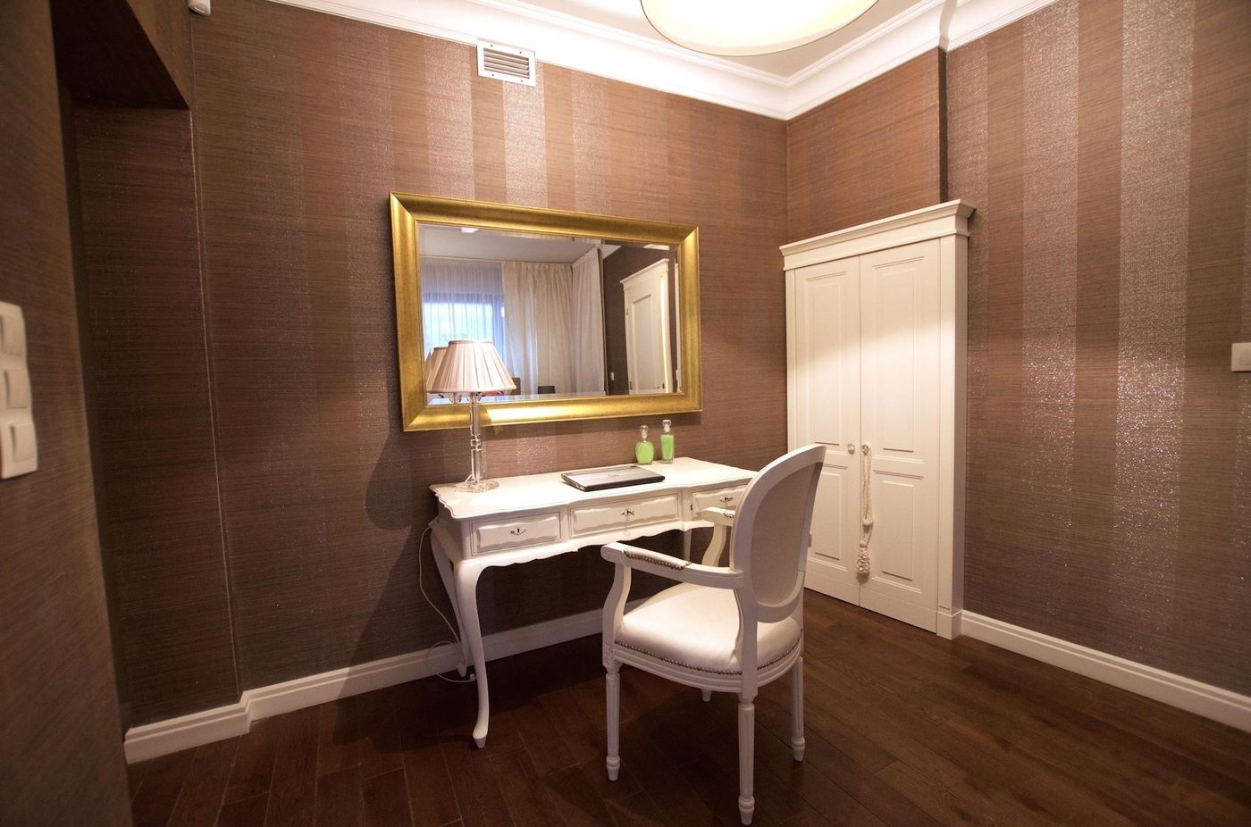 A11-Apartments-Spa-Dermique-Room-49