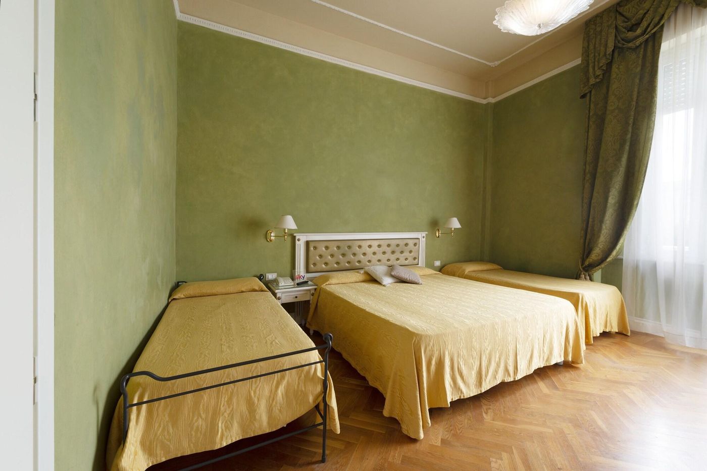 Hotel-Gennarino-Room-27