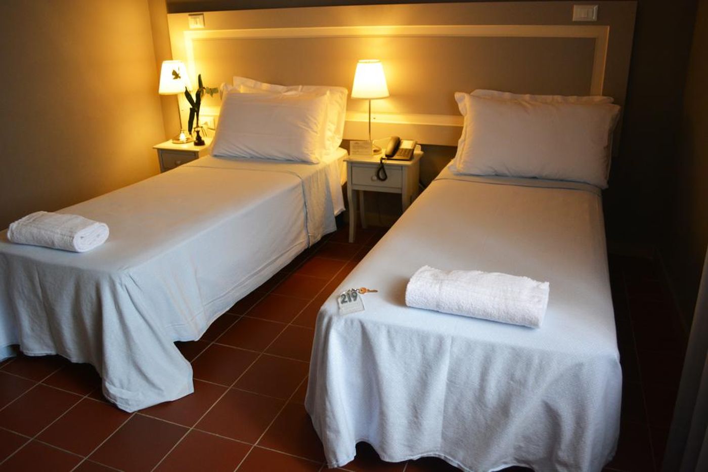 San-Biagio-Resort-Room-13