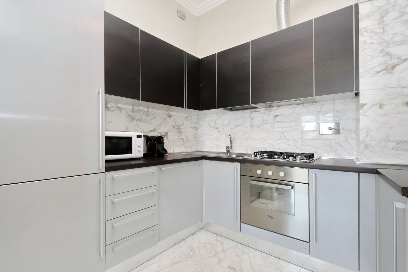 Fontana-Piu-Stella-Apartments-Room-15