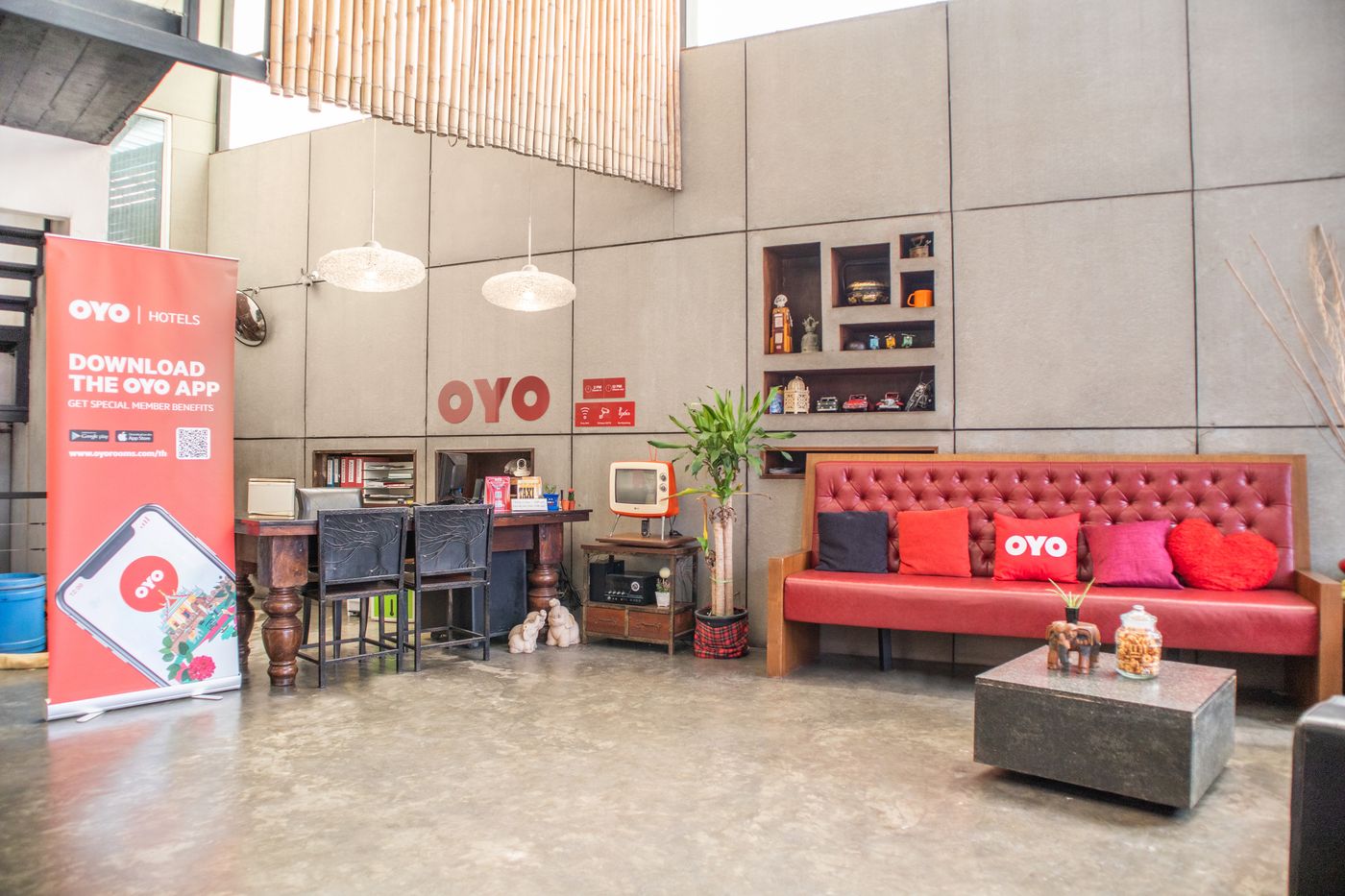 The-Album-Loft-nanai-Lobby-9