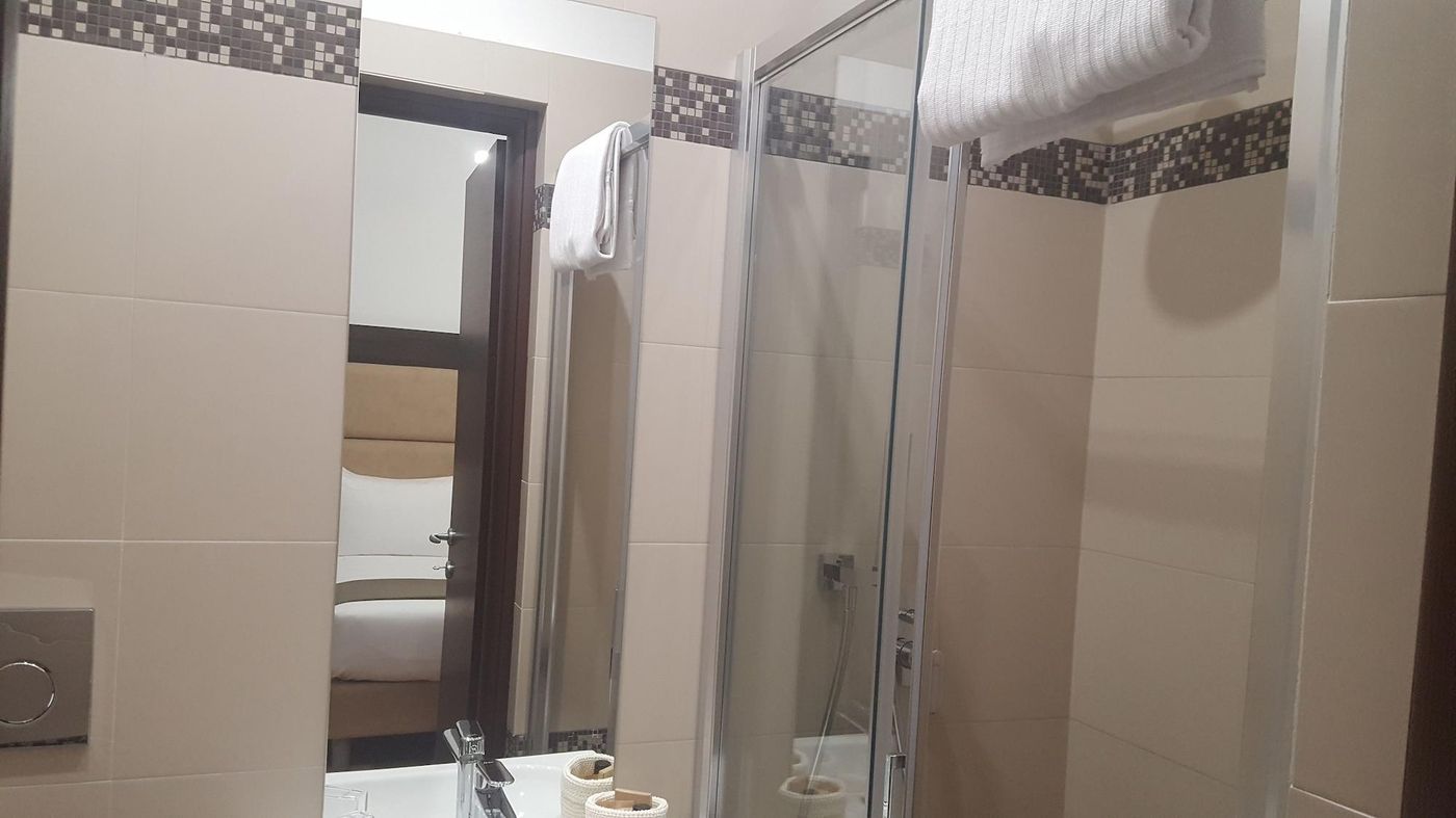 Una-Finestra-Su-Monti-Room-24