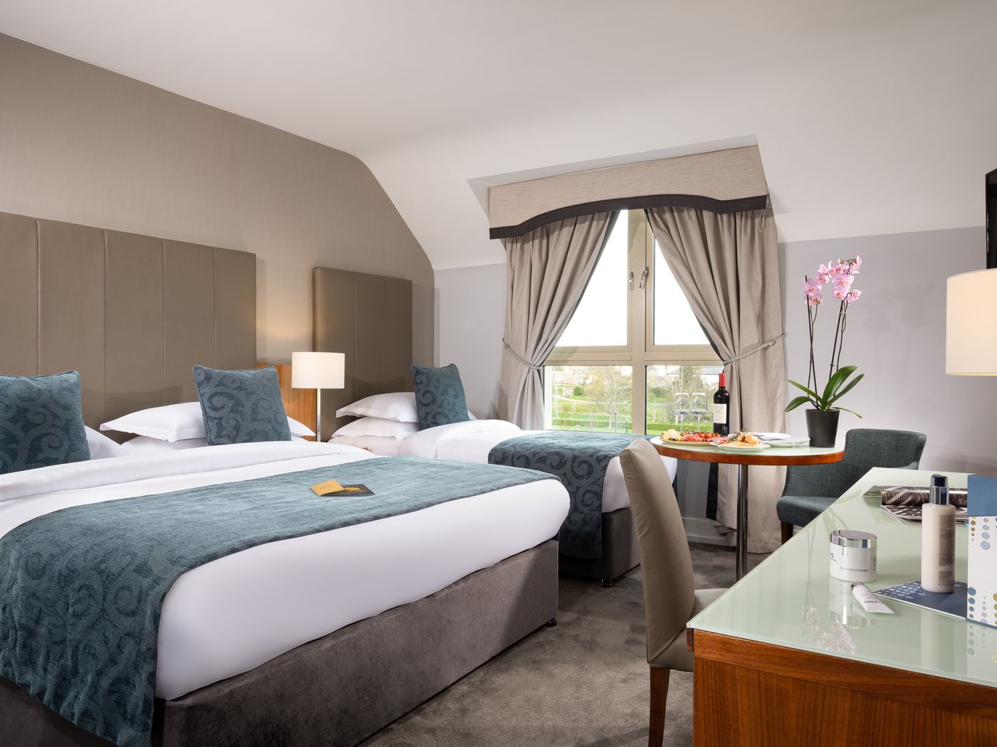 Castleknock-Hotel-and-Country-Club-Room-16